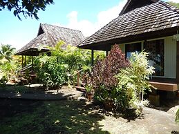 Pueu Village