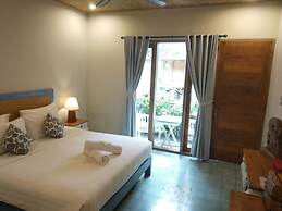 Jukung Guest House