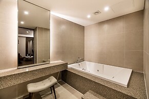 WD Hotel