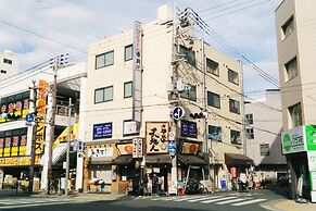 Hostel Rakutsuki