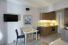 Regalo Apartments