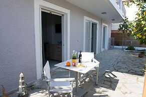 Regalo Apartments