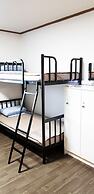 Guesthouse Enoch - Hostel