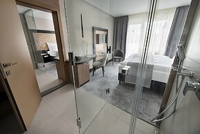 PREMIUM Wellness & Wine Hotel