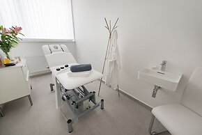 PREMIUM Wellness & Wine Hotel