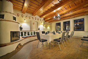 PREMIUM Wellness & Wine Hotel