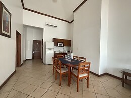 Hotel Cayman Suites