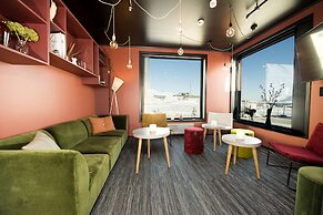 Svalbard Hotell - The Vault
