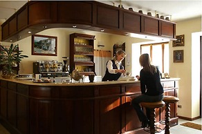 Hotel Lion