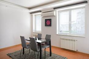 RIS Central Apartments Yerevan