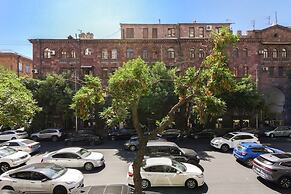 RIS Central Apartments Yerevan
