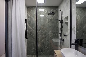 RIS Central Apartments Yerevan
