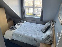 Ivydene Guest House