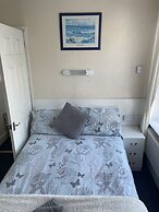 Ivydene Guest House