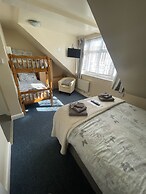 Ivydene Guest House