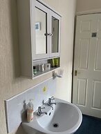 Ivydene Guest House
