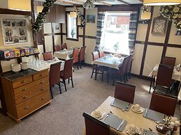 Ivydene Guest House