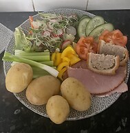 Ivydene Guest House