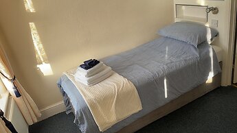Ivydene Guest House