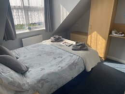 Ivydene Guest House