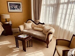 Nuthurst Grange Country House Hotel