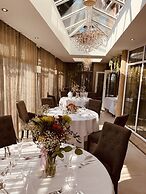 Nuthurst Grange Country House Hotel
