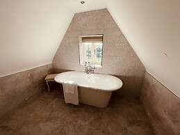 Nuthurst Grange Country House Hotel