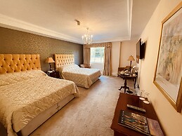 Nuthurst Grange Country House Hotel
