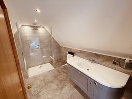 Nuthurst Grange Country House Hotel