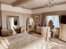 Nuthurst Grange Country House Hotel