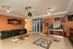 Russel Hotel