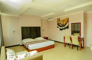 Russel Hotel