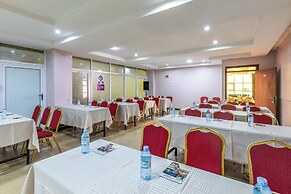 Russel Hotel