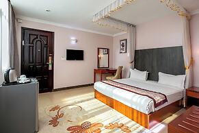 Russel Hotel