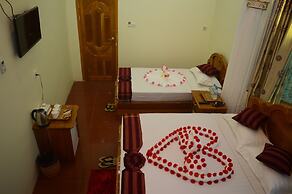 Kayah Golden Hill Hotel