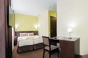 Vash Hotel
