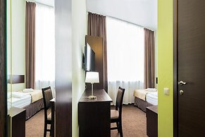 Vash Hotel