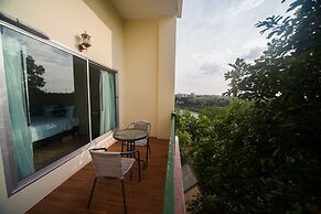 Anchan Laguna Hotel