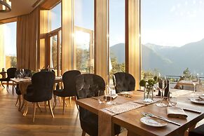 NIDUM - Casual Luxury Hotel