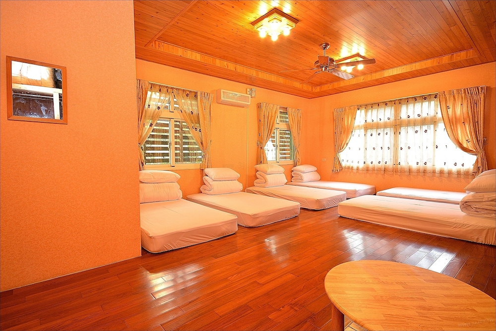 Peach Villa