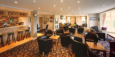 The Sun Bay Hotel & Restaurant