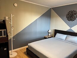 Stop 21 Motel