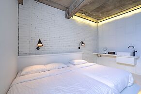 Siam Plug In Hostel