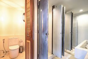 Siam Plug In Hostel