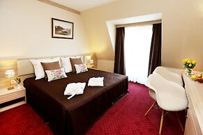 COOP Hotel