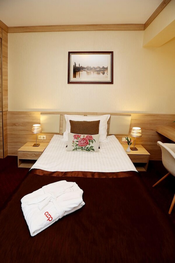 COOP Hotel