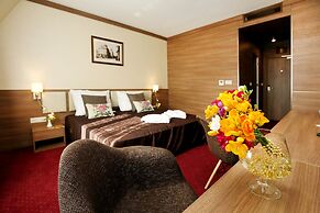 COOP Hotel