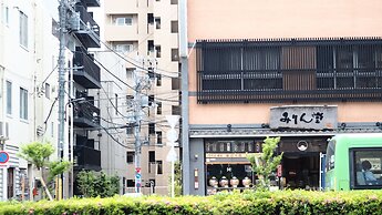 Petit Grande Homes