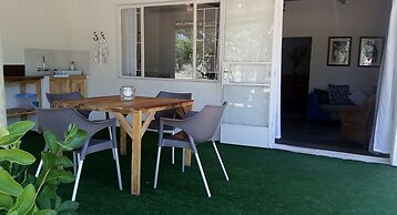 24 Degrees Self-Catering