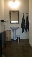 24 Degrees Self-Catering